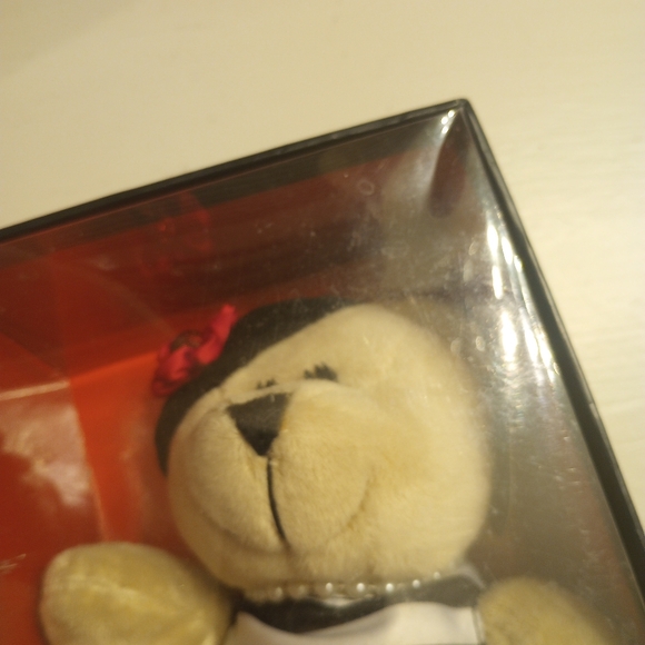 Alice & Olivia and Starbucks Collab 2013 Barista Bear NIB - Picture 6 of 6